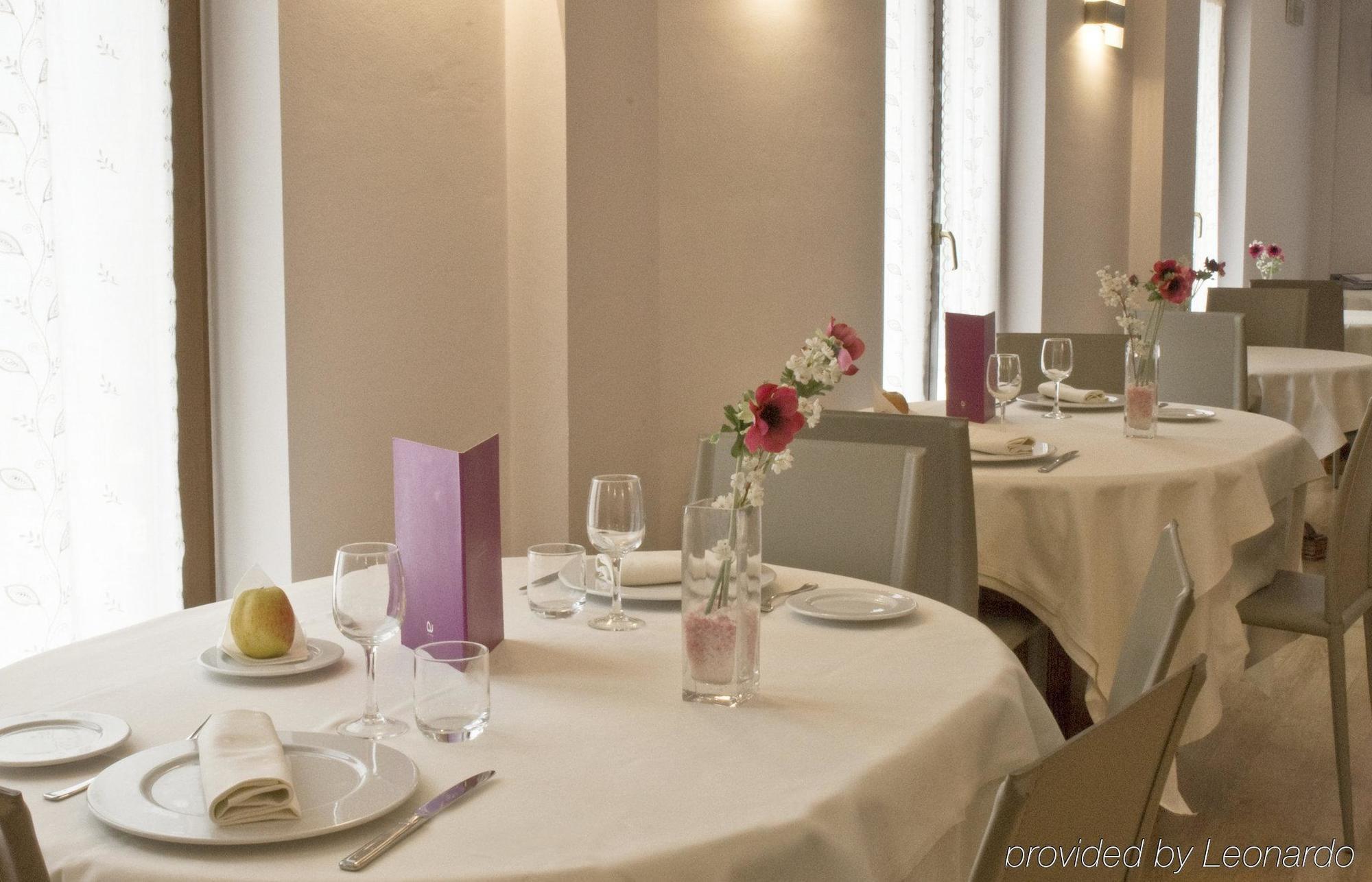 Ayre Hotel Alfonso II Oviedo Restauracja zdjęcie