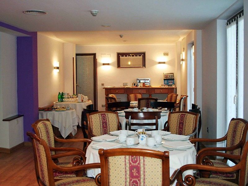 Ayre Hotel Alfonso II Oviedo Zewnętrze zdjęcie
